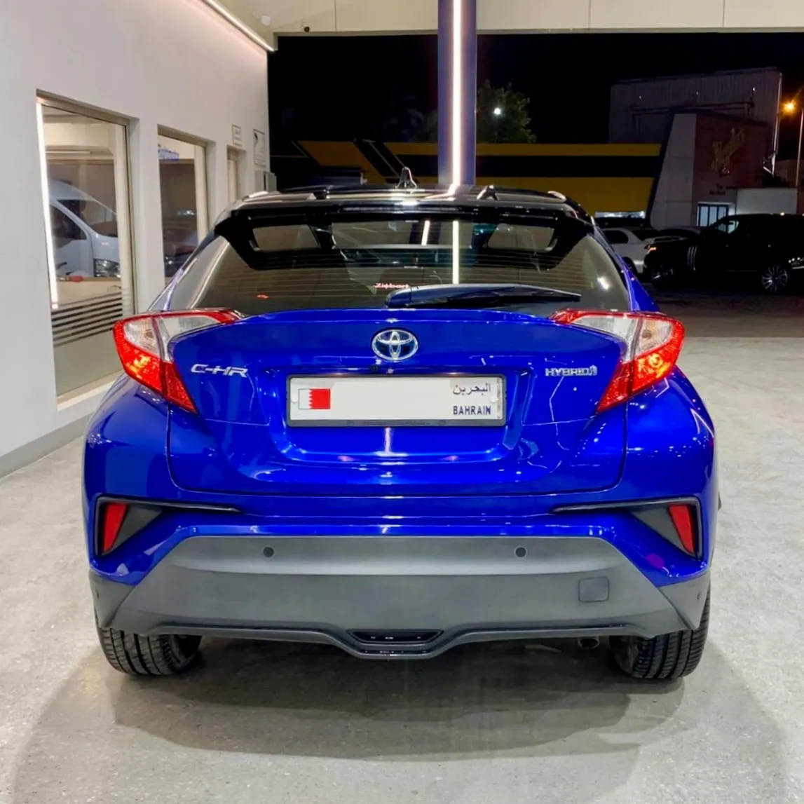 2021 Toyota C-HR Hybrid, photograph 5 of 18